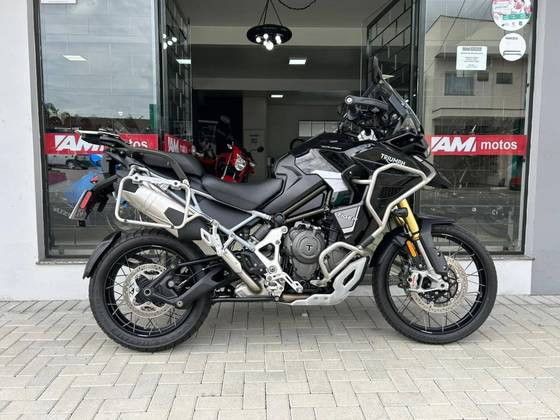 TRIUMPH TIGER 1200 RALLY EXPLORER 